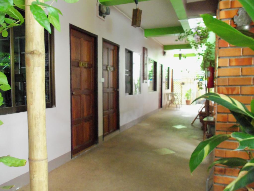 Baitong Homestay Chiang Mai Bagian luar foto